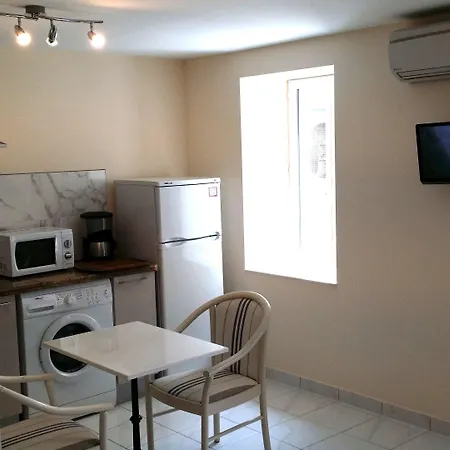 ホテル ホテルマルサラン ボーリュ・シュル・ メール